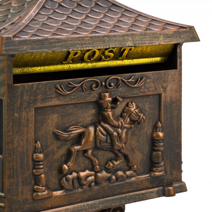 Boîte aux lettres pilier d'aspect antique et de couleur bronze